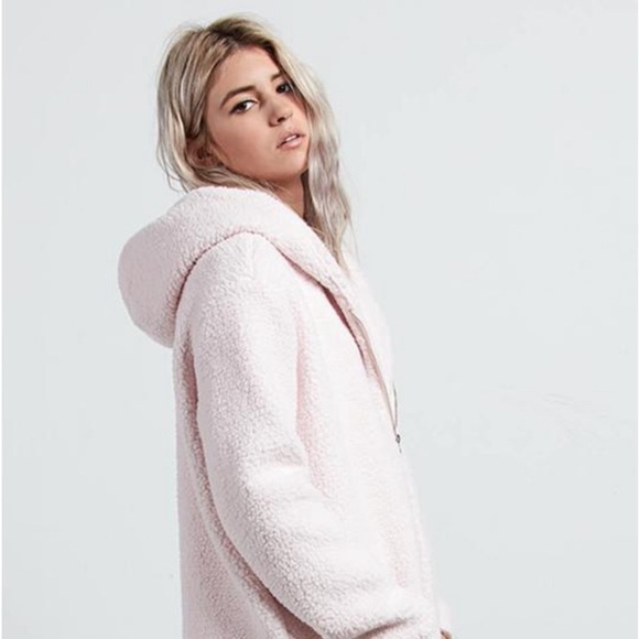 🔆VOLCOM🔆 GMJ SHERPA COAT light pink super soft, cozy, comfortable warm - Picture 6 of 14